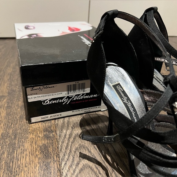 Beverly Feldman Evening or Wedding Shoes / Sandals, Black Satin, Size 9 - Picture 11 of 13